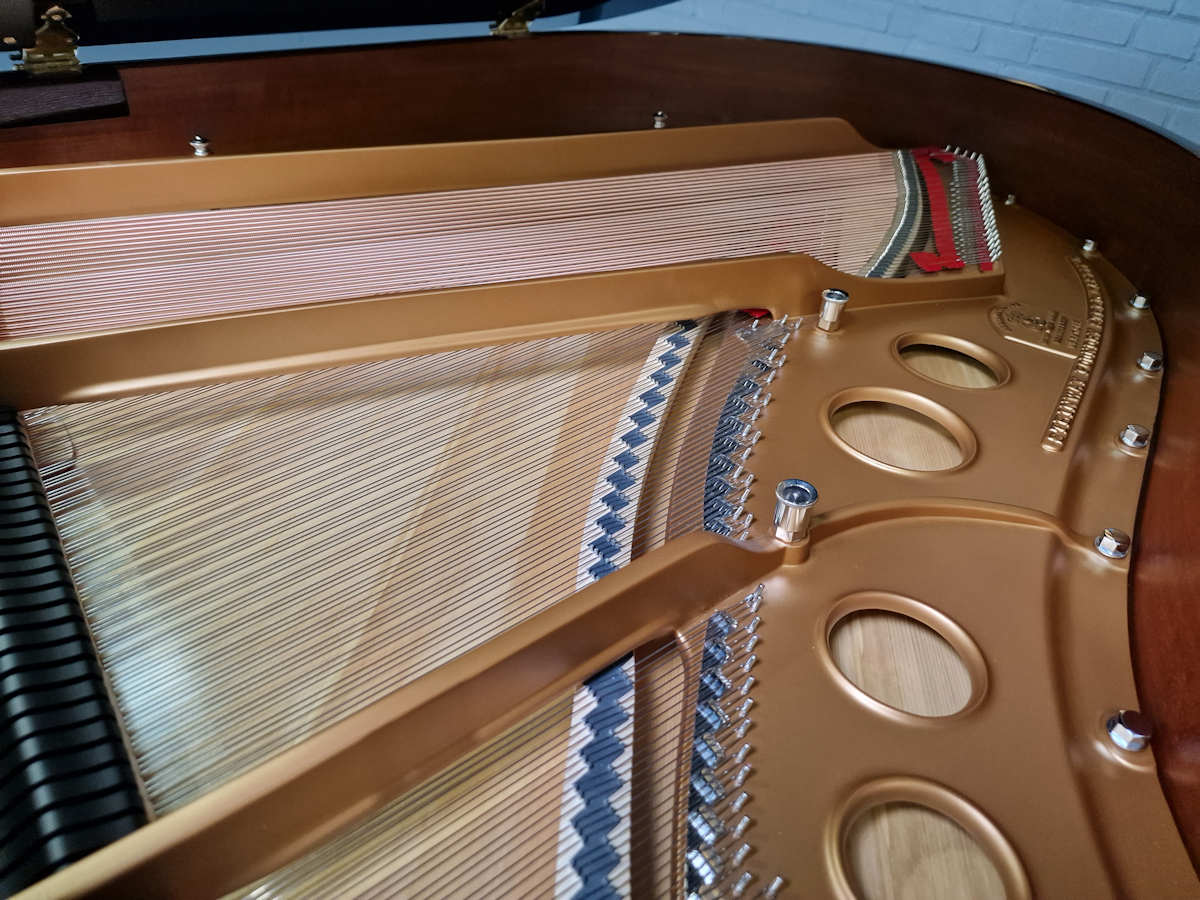 Steinway & Sons Model O – 180 cm